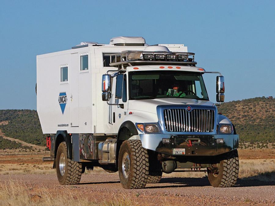  Unicat Amerigo International 7400 AM205s 4x4 2007 года  (фото 2 из 11)
